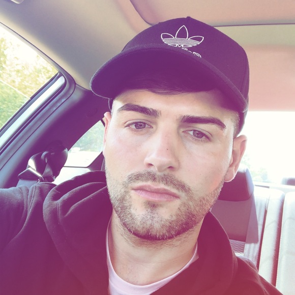 Meet your Posher, Wade - Picture 1 of 1